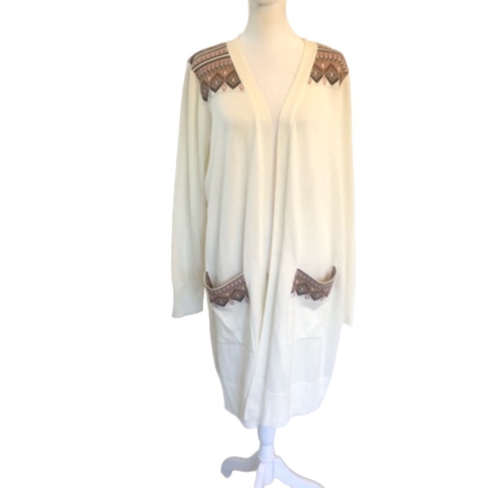 Denim and Co Size M duster length open front cardigan. Aztec print long length